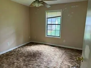 305 Creighton AVE, Scottdale, GA 30079