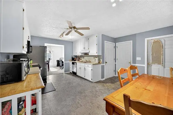 1550 Twin Manor DR, Loganville, GA 30052