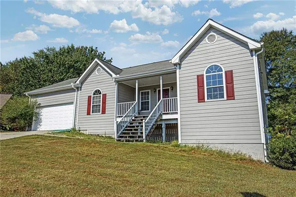 1550 Twin Manor DR, Loganville, GA 30052
