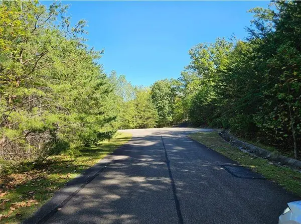 298 Ridgeside CT, Jasper, GA 30143