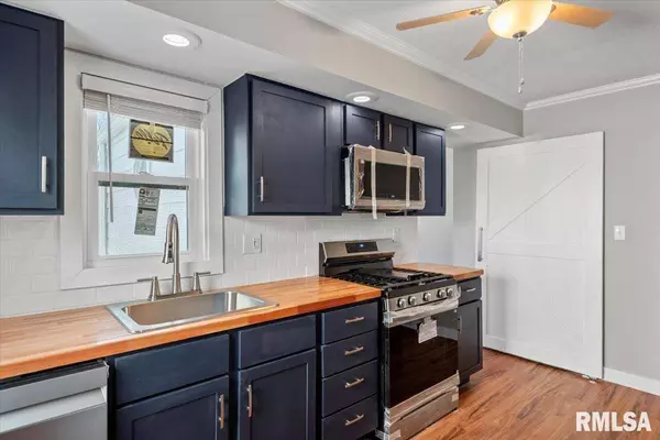 1812 N 22ND ST, Springfield, IL 62702