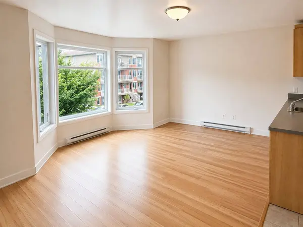 16137 Rue Eugénie-Tessier #1, Montréal (rivière-des-prairies/pointe-aux-trembles), QC H1A0A2