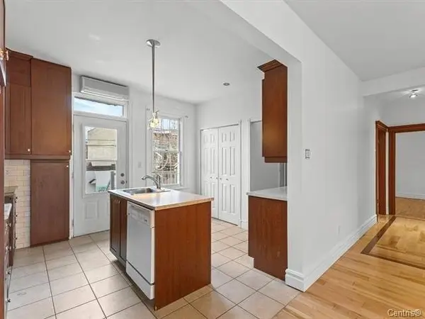 5784 Rue Chabot, Montréal (rosemont/la Petite-patrie), QC H2G2S7