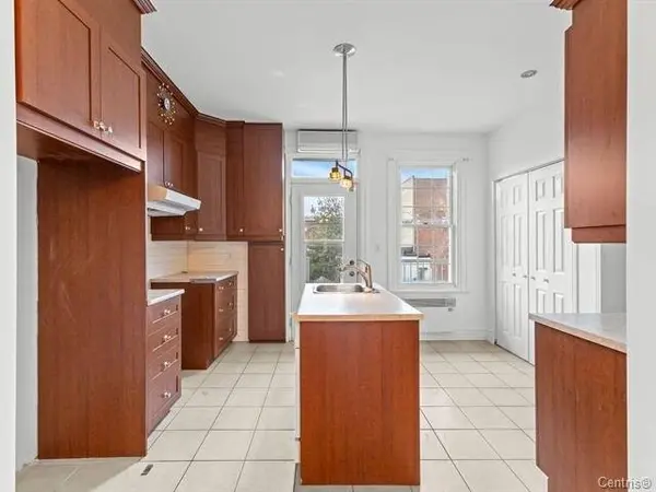 5784 Rue Chabot, Montréal (rosemont/la Petite-patrie), QC H2G2S7