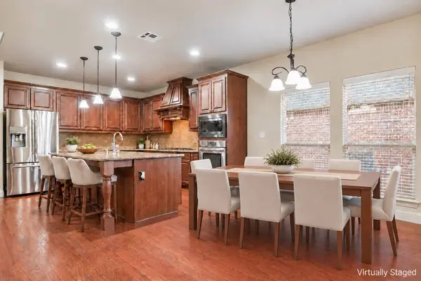 9626 Lance DR, City, TX 75035