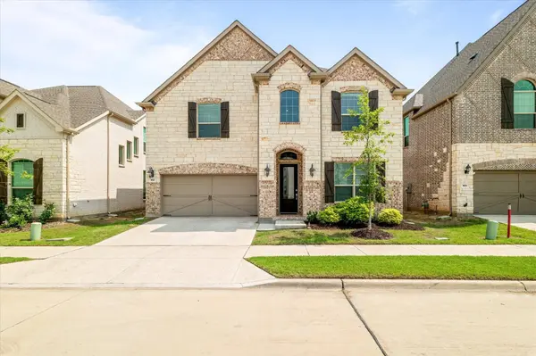 302 Dove Falls DR, Argyle, TX 76226