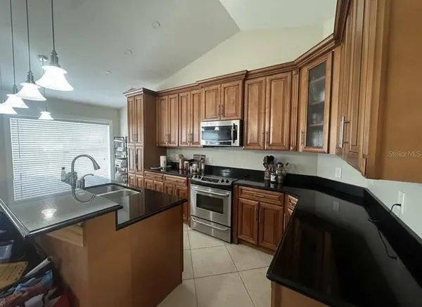 261 DE CASTRO AVE SE, Palm Bay, FL 32909