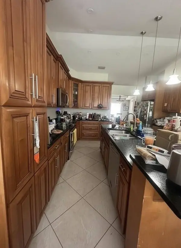 261 DE CASTRO AVE SE, Palm Bay, FL 32909