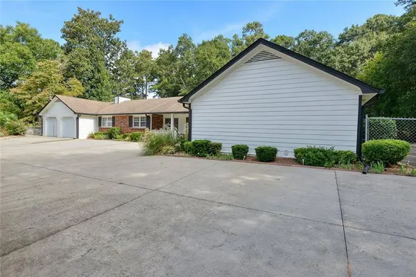 3605 Shallowford RD, Marietta, GA 30062