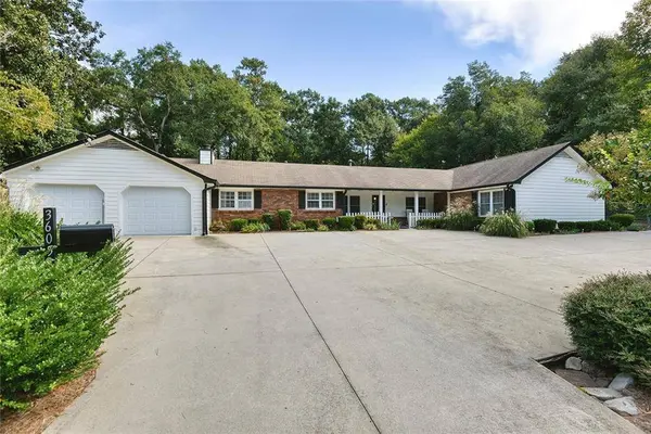 3605 Shallowford RD, Marietta, GA 30062
