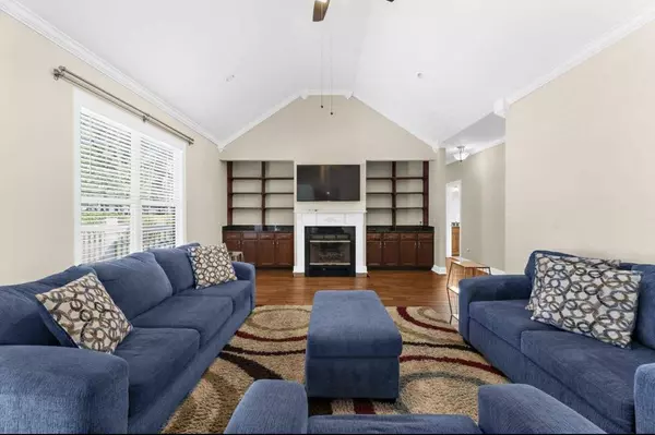 491 Chapel Creek Dr, Santee, SC 29142