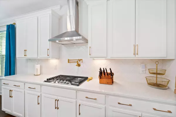 428 Eagleview Dr, Moncks Corner, SC 29461