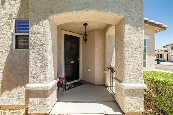9332 Longhorn Falls CT, Las Vegas, NV 89149