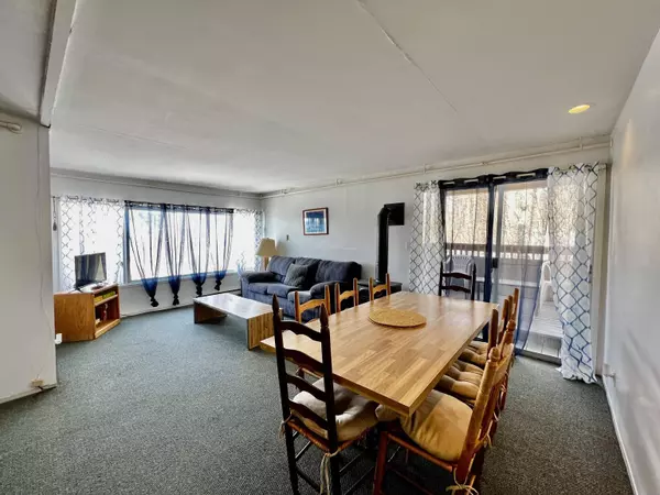 230 Mountainside DR #D301, Stowe, VT 05672