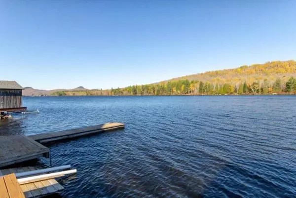 544 Lakeside DR, Groton, VT 05046