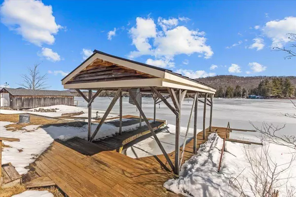 544 Lakeside DR, Groton, VT 05046