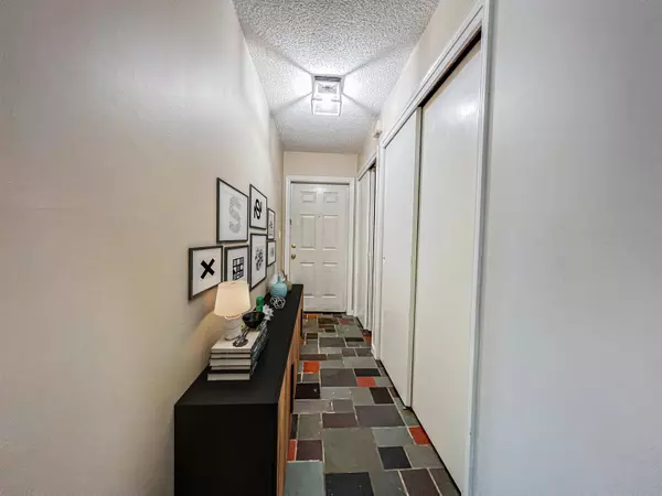 85 Bayberry LN #85, South Burlington, VT 05403