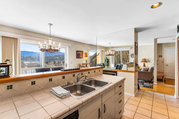 144 Mountainside DR #K204, Stowe, VT 05672