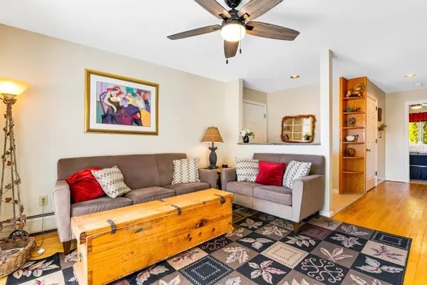 144 Mountainside DR #K204, Stowe, VT 05672