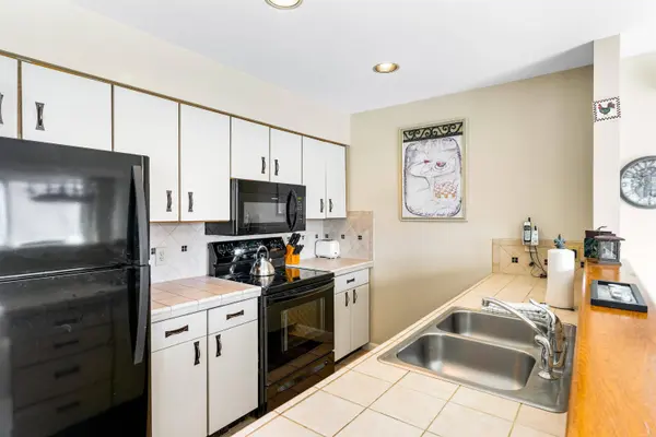 144 Mountainside DR #K204, Stowe, VT 05672