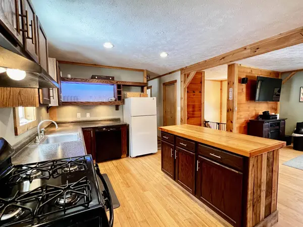 883 Osgood Hill RD, Westford, VT 05494