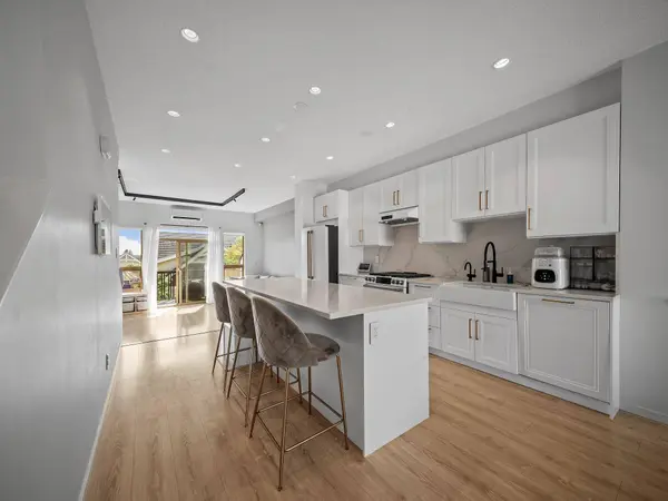3105 Dayanee Springs BLVD #186, Coquitlam, BC V3E 0C2