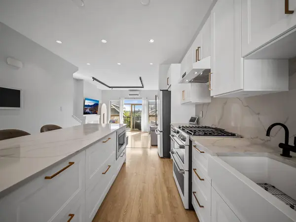 3105 Dayanee Springs BLVD #186, Coquitlam, BC V3E 0C2