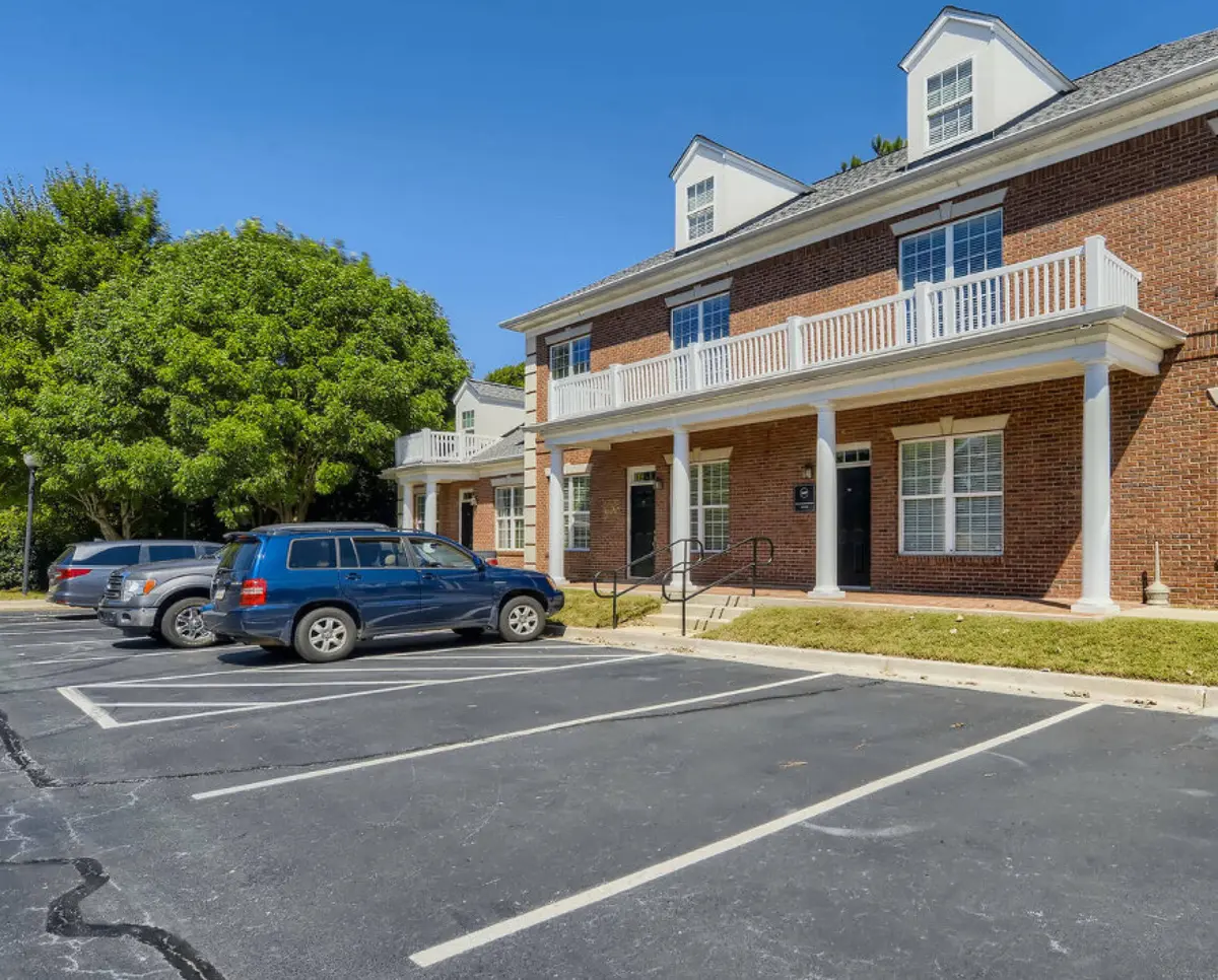 3105 Creekside Village Dr NW #101, Kennesaw, GA 30144-2360