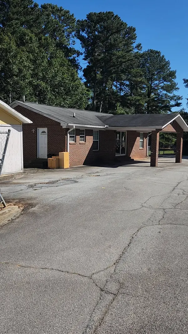 6224 Hillandale Dr, Lithonia, GA 30058-4760