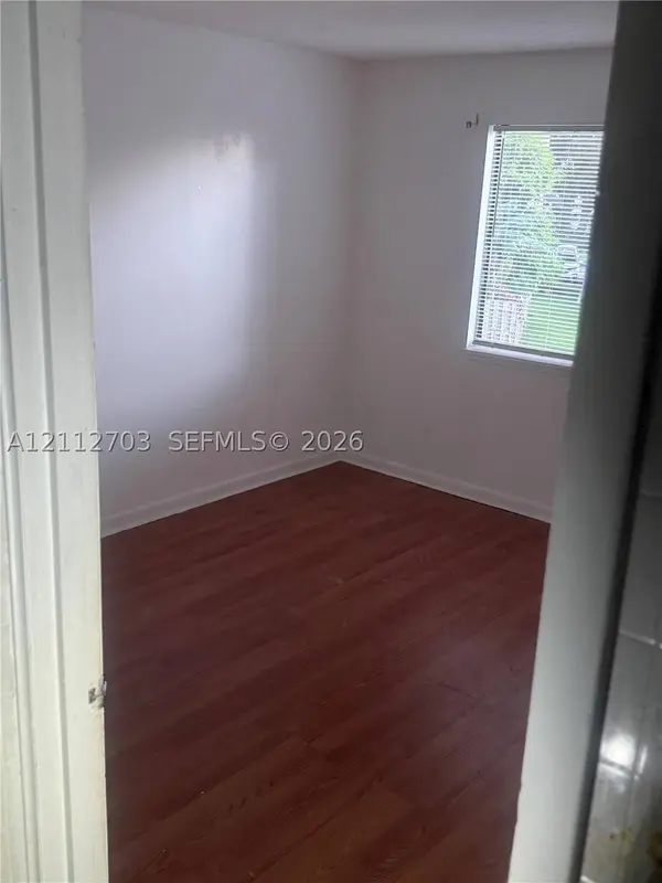 11174 NW 36th St, Sunrise, FL 33351