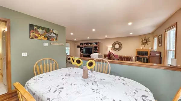 62 Cabral Drive, Middleton, MA 01949