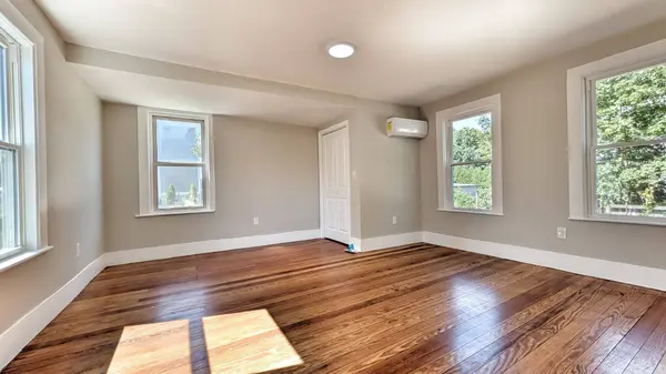603 Woburn St #2, Wilmington, MA 01887