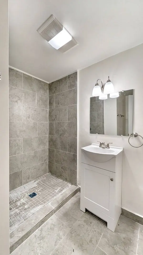 603 Woburn St #1, Wilmington, MA 01887