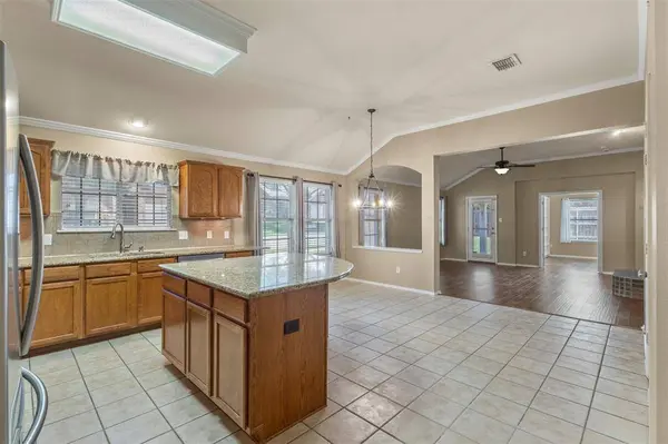 1201 Iron Horse Street, Wylie, TX 75098