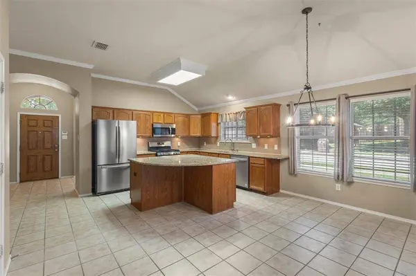 1201 Iron Horse Street, Wylie, TX 75098