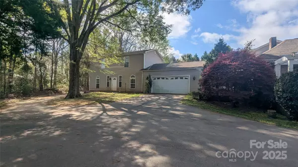 1404 Oakdale RD, Rock Hill, SC 29730