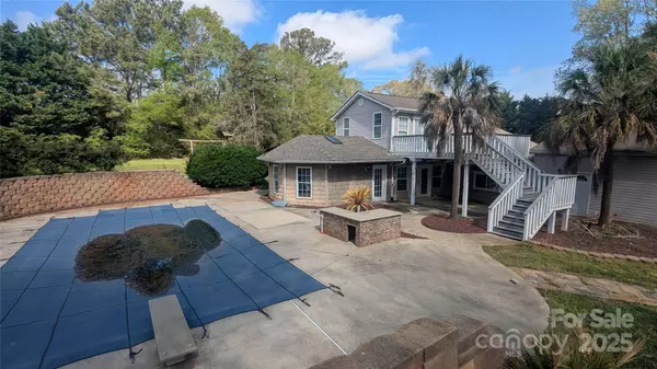 1404 Oakdale RD, Rock Hill, SC 29730