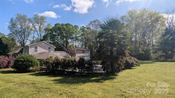 1404 Oakdale RD, Rock Hill, SC 29730