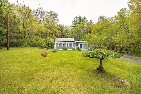 91 Robinson Rd, Palmer, MA 01069