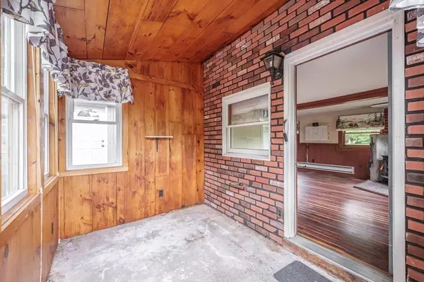 167 Alden St, Ludlow, MA 01056