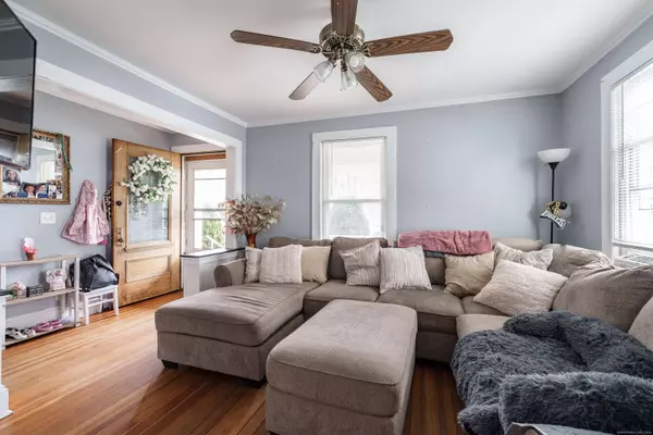 21 Bigelow Avenue, Enfield, CT 06082