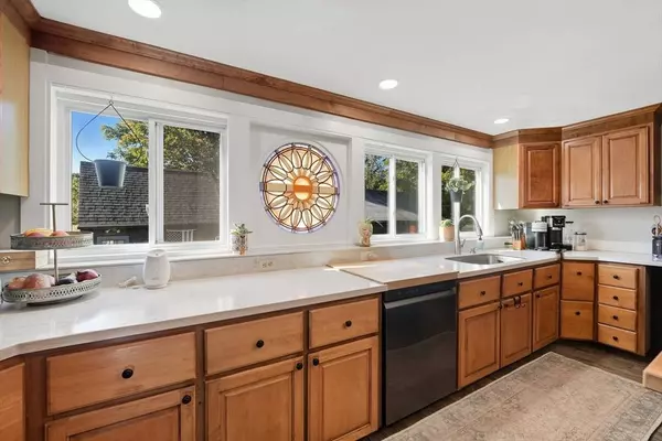 427 Main Rd, Granville, MA 01034