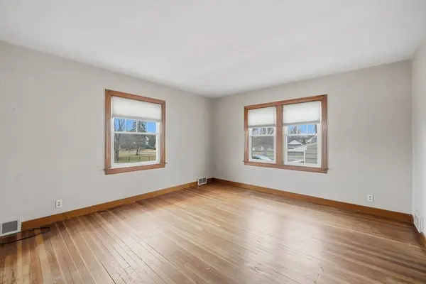 50 Warsaw Ave, Ludlow, MA 01056