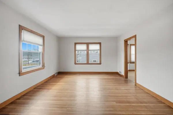 50 Warsaw Ave, Ludlow, MA 01056