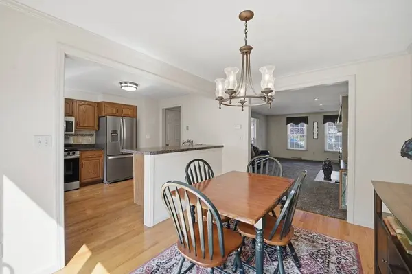6 Mansion Woods Dr #C, Agawam, MA 01001