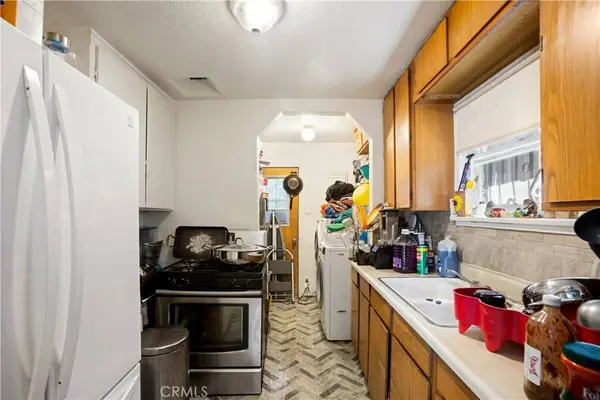 3339 E 4th ST, Los Angeles, CA 90063