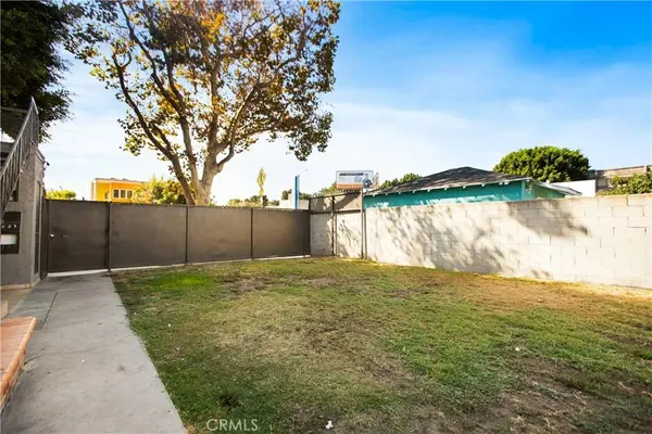 4623 Compton Blvd, Compton, CA 90221
