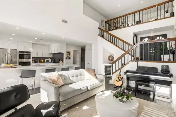 24522 Windsor #C, Valencia, CA 91355