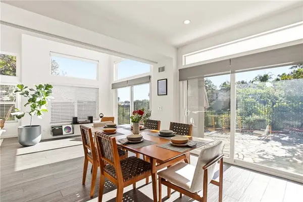 24522 Windsor #C, Valencia, CA 91355