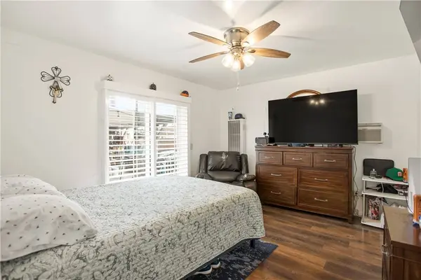 8802 Stamps, Downey, CA 90240
